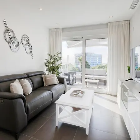 Apartment Brand New With Pool And Sea View In Marbella